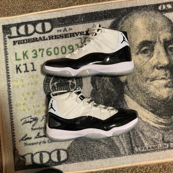 mens jordan 11 size 9